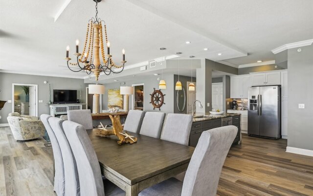 Oceania 703 3 Bedroom Condo by RedAwning