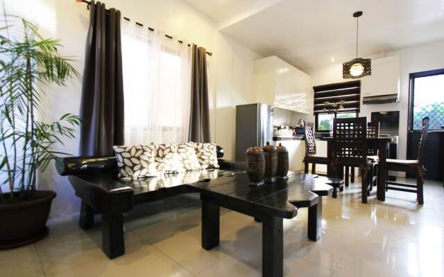 Tagaytay Summer House