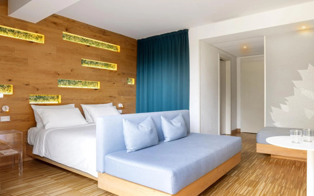 Astoria Resort