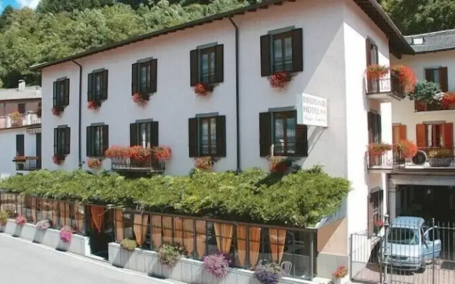 Hotel Ristorante Piazza Brembana