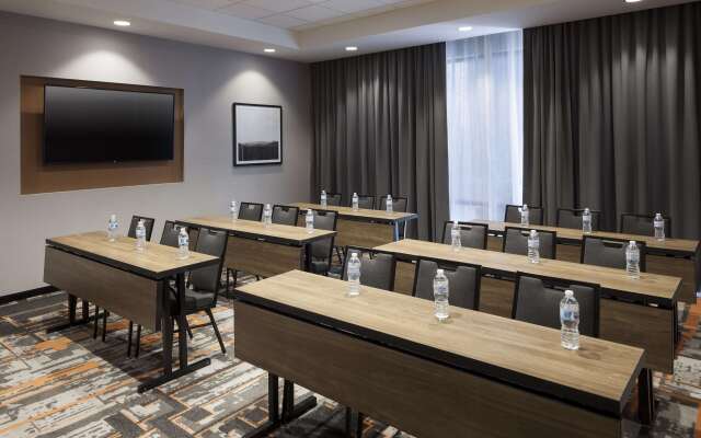 Hampton Inn & Suites Phoenix Downtown