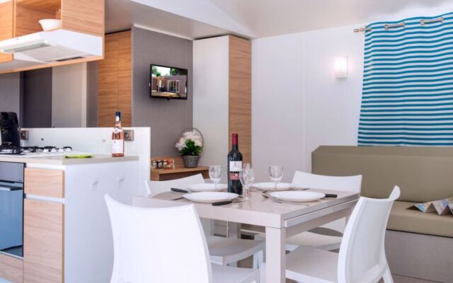 Domaine Les Mûriers (VED112)