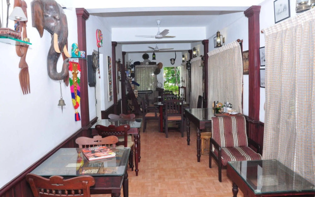 Reds Residency - Homestay