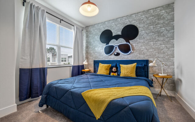 Luxury villa with amazing themed bedrooms