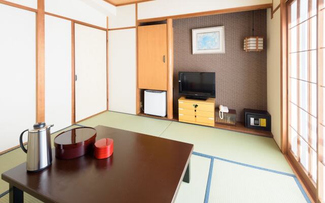 Yamatoya Honten Ryokan Osaka