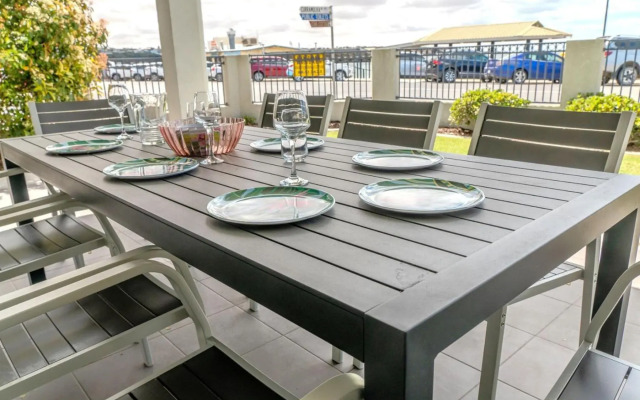 Port Vincent Seaside Apartments - Apartment 2