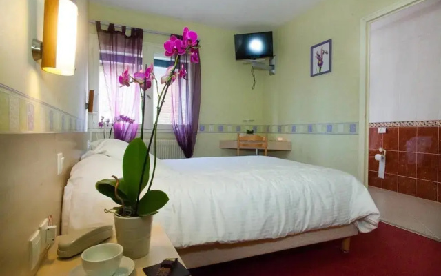 Logis Hotel Le Commerce Guichen