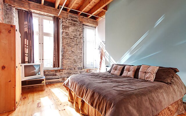 2-Story Loft on rue Saint-Pierre by Hometrotting