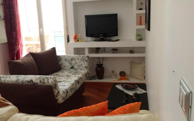 Casa Menhir AeT