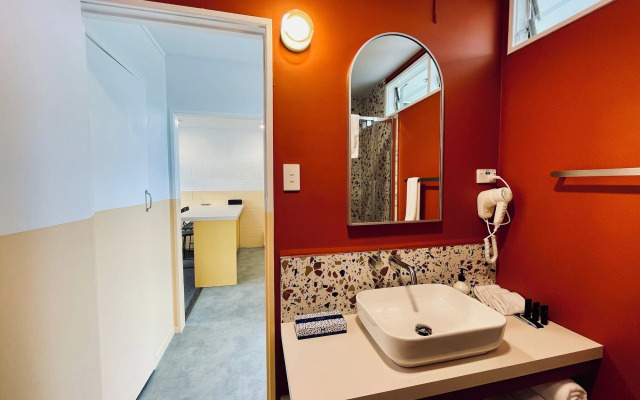Mount Eden Motel