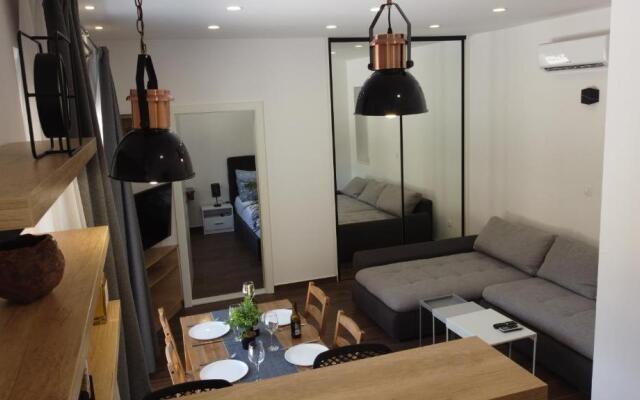 Holiday Home Nugal Makarska 2+2