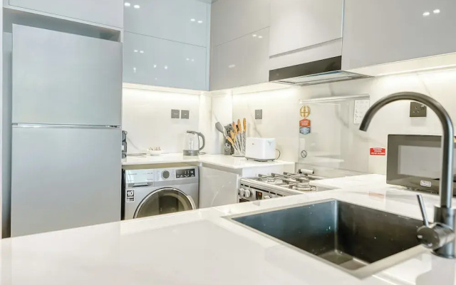 PVH - Exquisite 1BR - Binghatti Canal - Apartment in ดูไบ - Photo 5