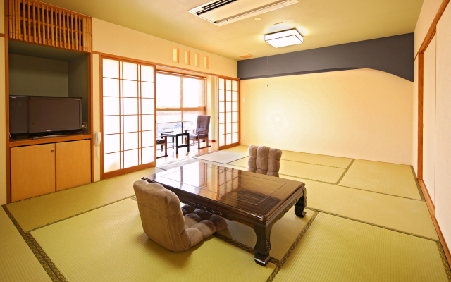 Ueki Onsen Takanoya