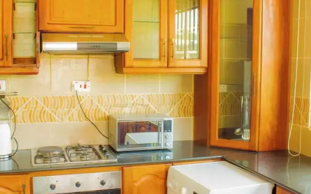 Amariah Apartments Bahari Beach