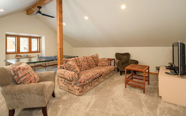 11885 Sitzmark - 4 Br Home