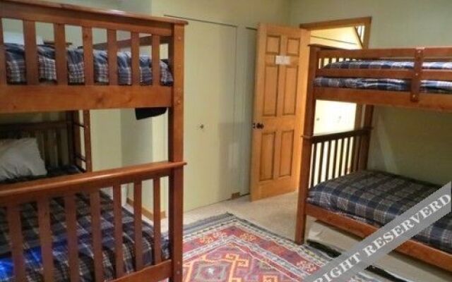 Three Seasons Hotel Suites by Crested Butte Lodging