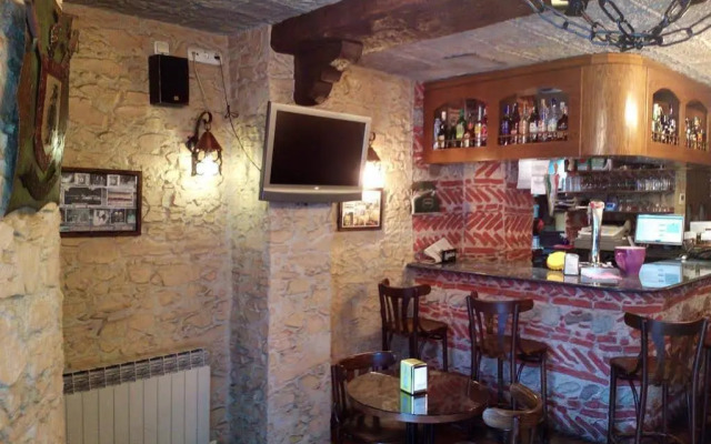 Hostal Restaurante Cornella