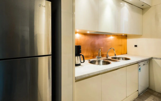 Rome Unique Colosseum Apartments