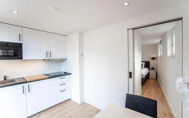 Happy Days Apartment - Luxurious - Free parking on own property