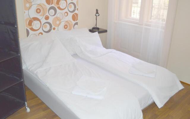 Synagogue View Guest House