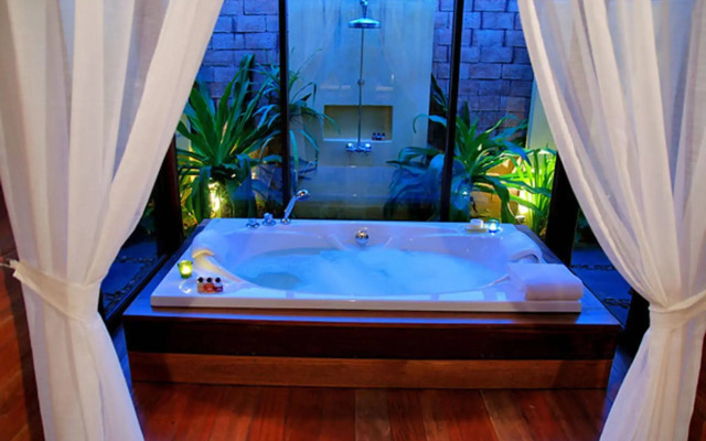Keeree Waree Seaside Villa