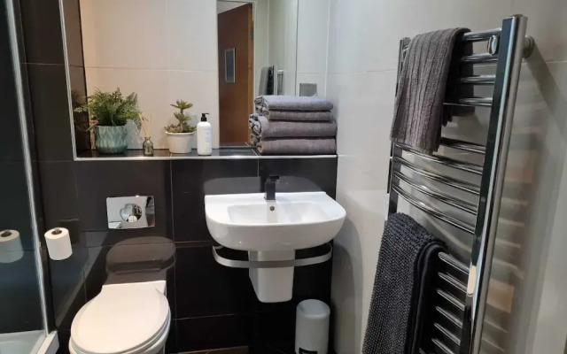 Sheffield 3rd fl City Studio Apartment