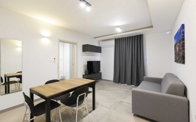 Gzira Suite 7-hosted by Sweetstay