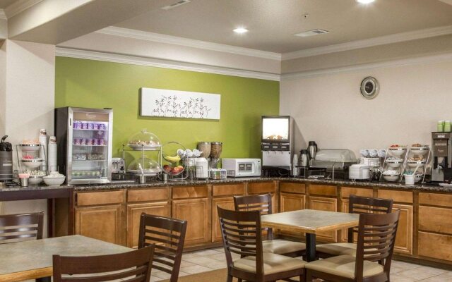 Sleep Inn & Suites Hewitt - South Waco