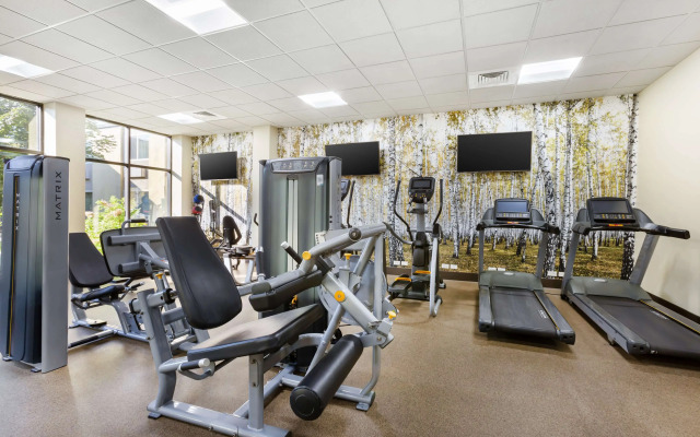 Best Western Plus GranTree Inn