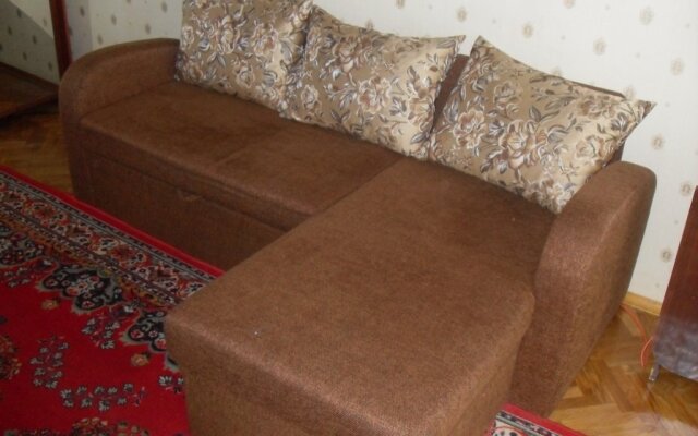 Budapeshtskaya 87 Apartments