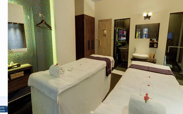 Mayfair Hideaway Spa Resort
