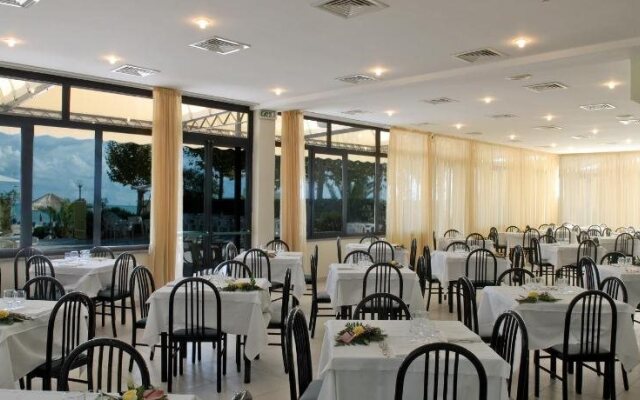 Hotel Cirillo