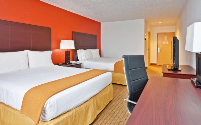 Holiday Inn Express Hotel & Suites Chicago-Algonquin by IHG