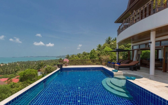 Lilly Villa