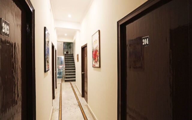 OYO 19820 Hotel Aanandan Residency