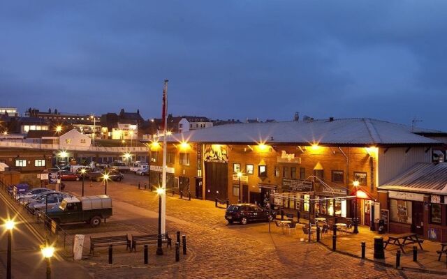 Rags Hotel Bar & Restaurant