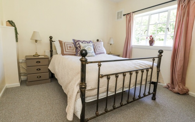 Happiness Cottage