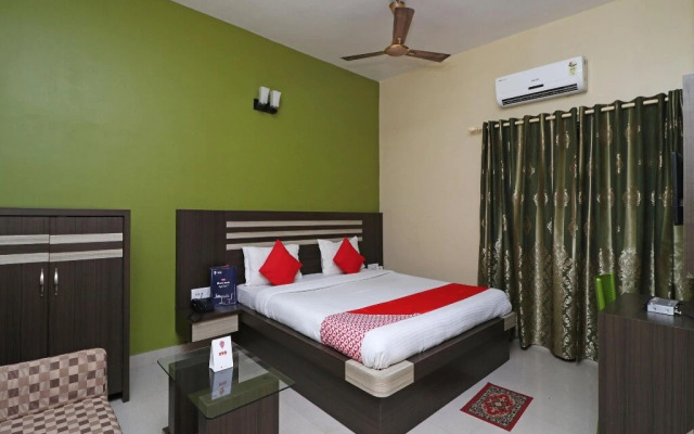 Hotel Sea Horse by OYO Rooms