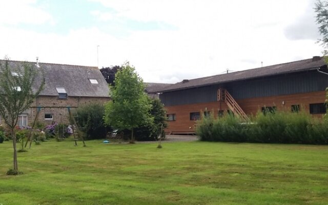 4 Gîtes Bâtisses à Jean