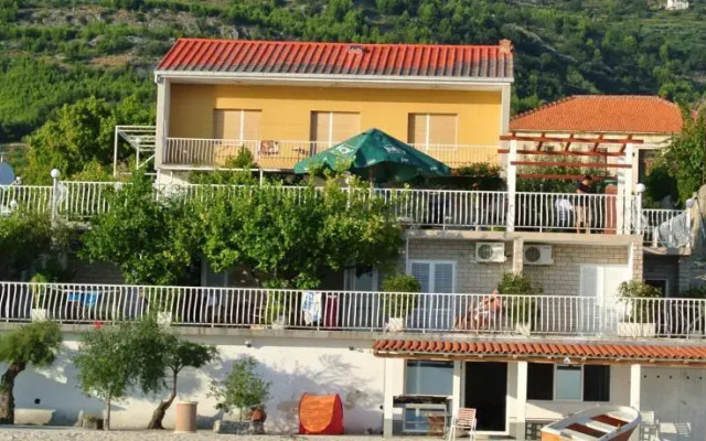 B&B Florencio
