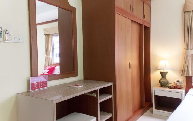 ZEN Rooms Rat-U-Thid 200 Phi Road