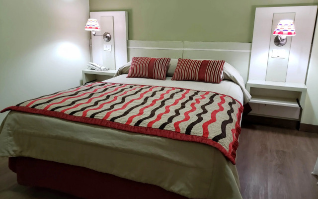 Continental Posadas Hotel