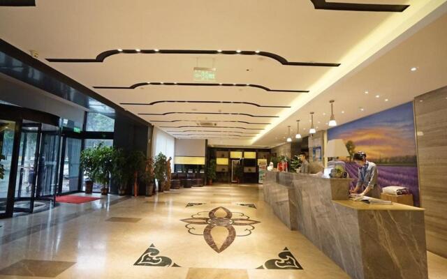 Lavande Hotels·Jinan Gongye Nan Road CBD Center