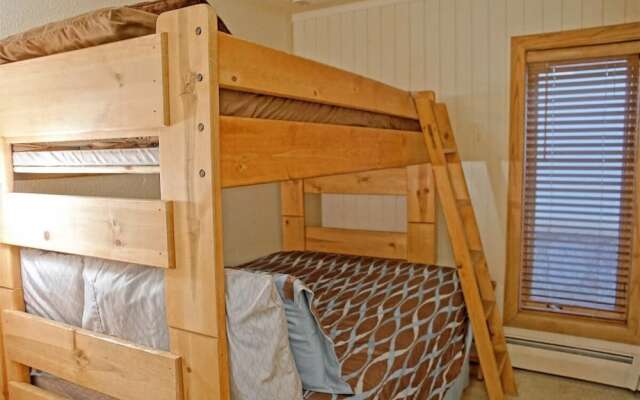 Lion Square Lodge #277 - 2 Br Apts