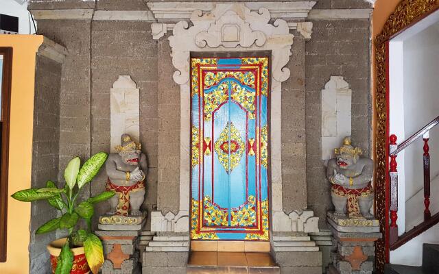 OYO 3244 Grand Chandra Hotel