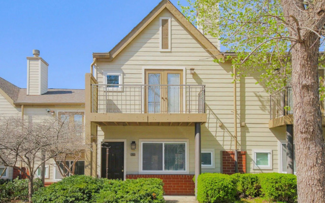 Vanderbilt Exclusives by YouRent