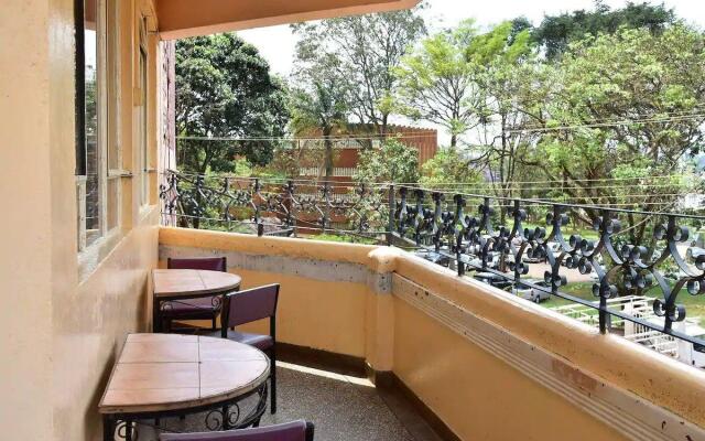 Maru B Courts Hotel