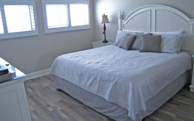 Beach House Condos by Crystal Waters