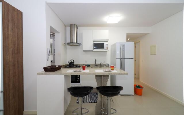 Ótimo dois dormitórios Ingleses Norte - BS01I