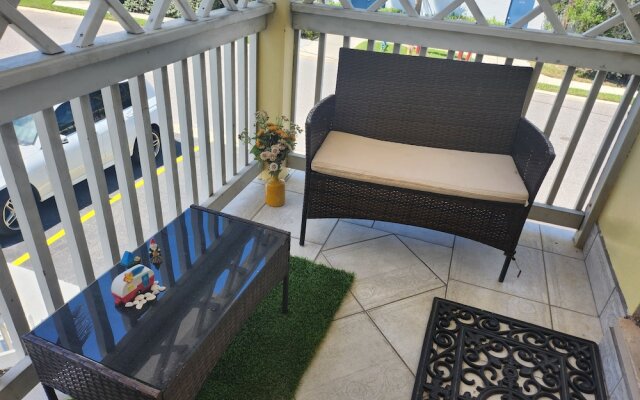Silver Sands Motel